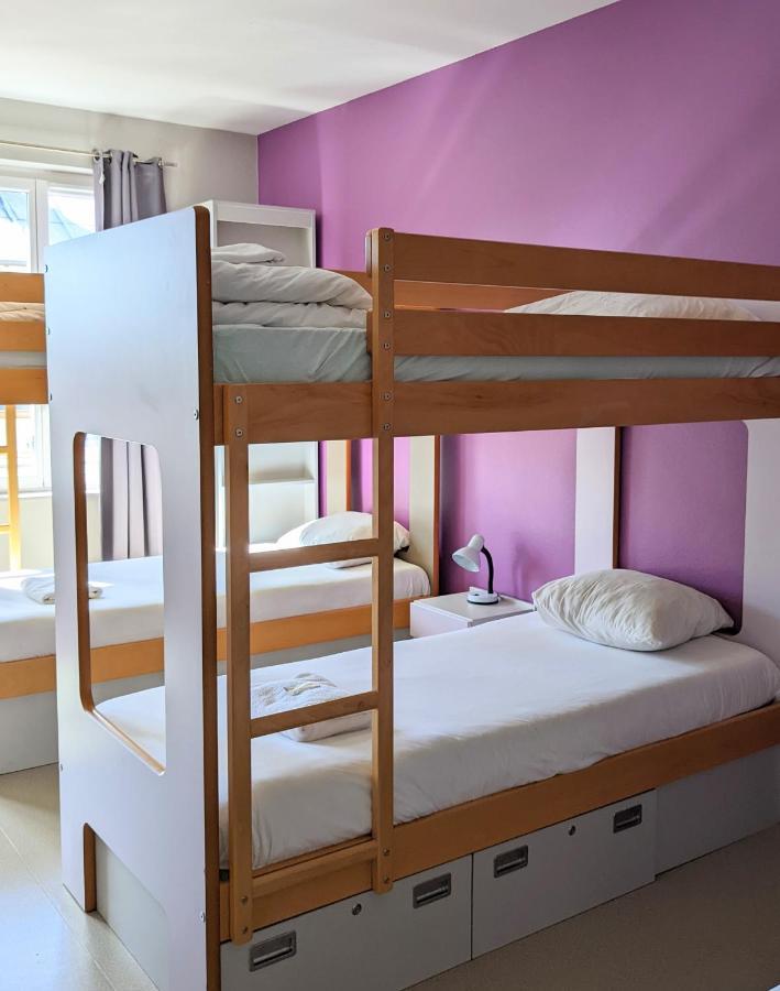 Auberge Des Remparts 佩罗讷 外观 照片